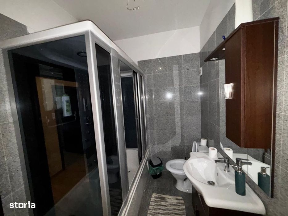 Apartament 3 camere et 1, Bl. RO Kaufland