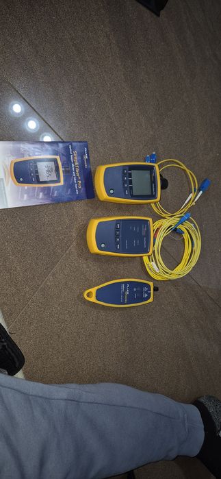 FLUKE  tester fibra optica simpliFibre pro 1550 source