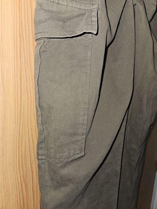 pantaloni cargo kaki stradivarius marimea 34