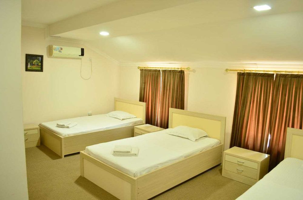 Гостиница ХУМО в Городе Навои с клиентской базой