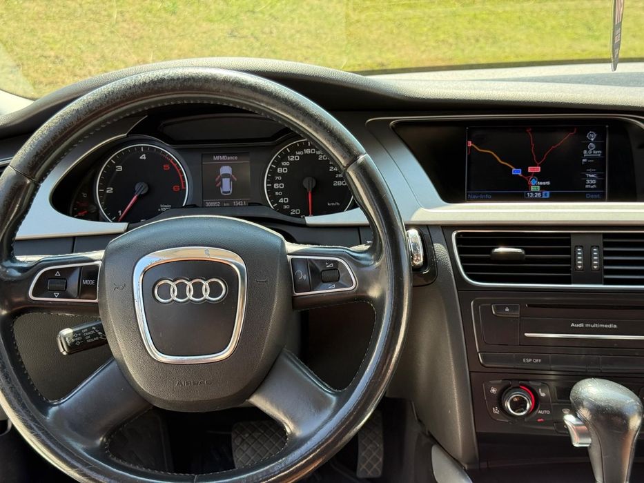 vând Audi a4 b8 break