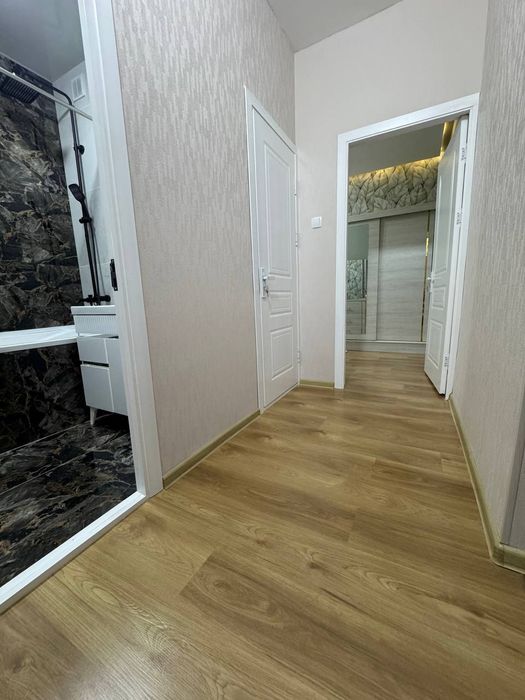 Юнусабад 8 кв 2х пер в3х. 2 этаж. Разделка. Евроремонт.