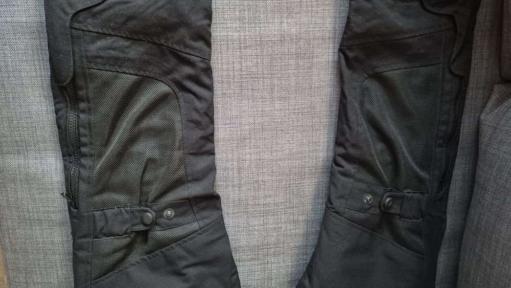 Pantaloni moto vara Modeka marime M impecabili