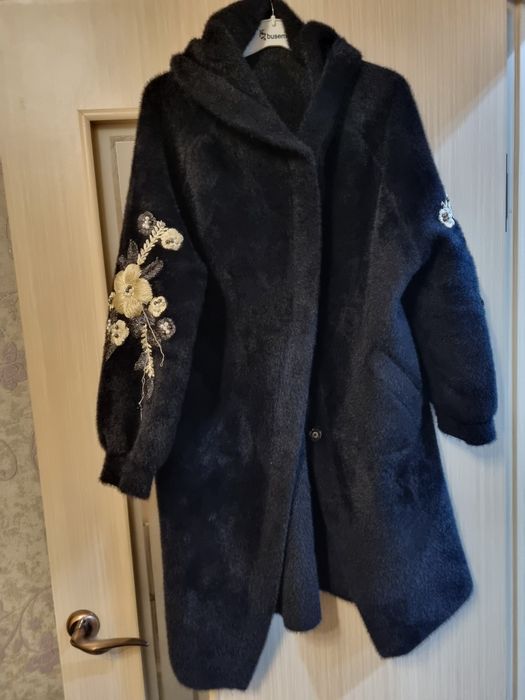 Продам        куртки