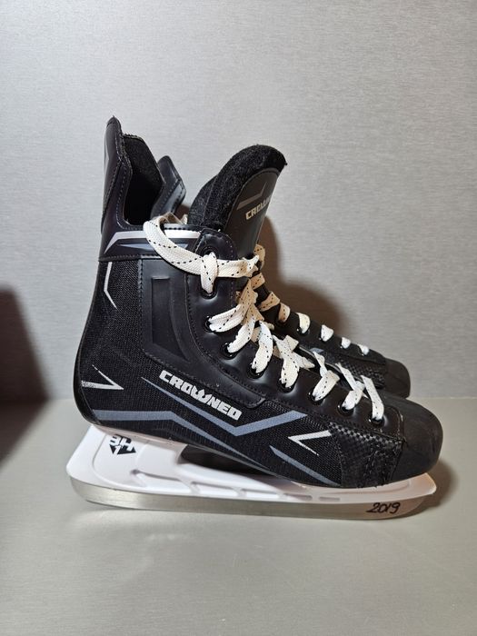 Patine hochei hockey 3019 Crowned, marime 43, lungime interioara 28cm