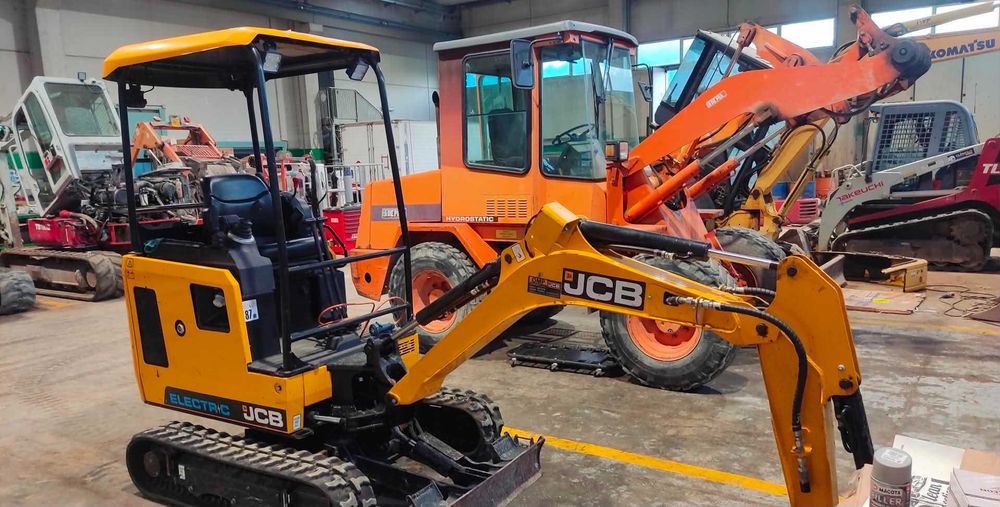 Cabina JCB 19 C