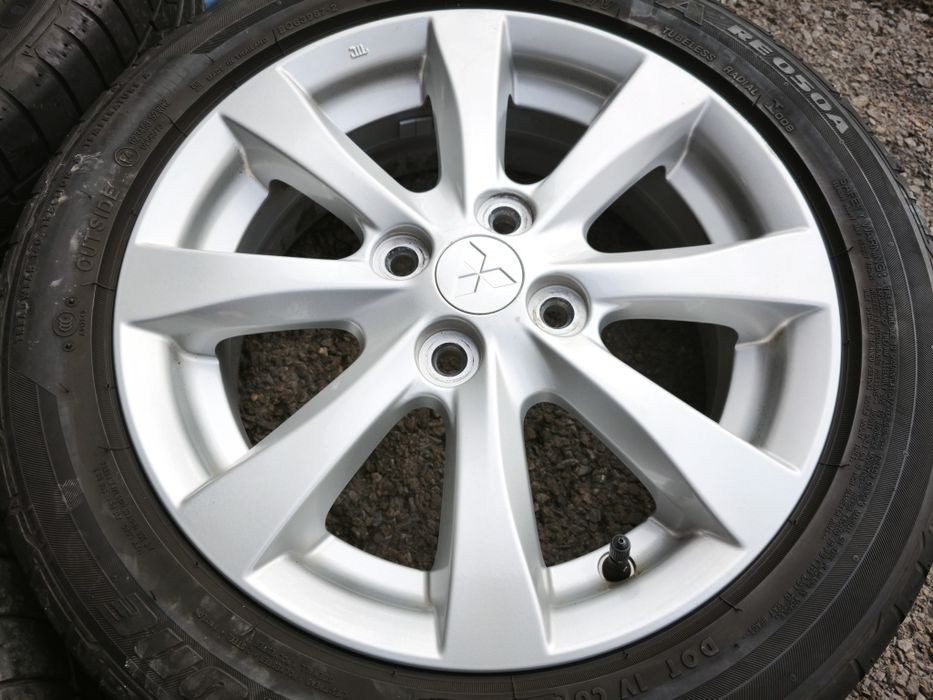 15" оригинални алуминиеви джанти за Mitsubishi.