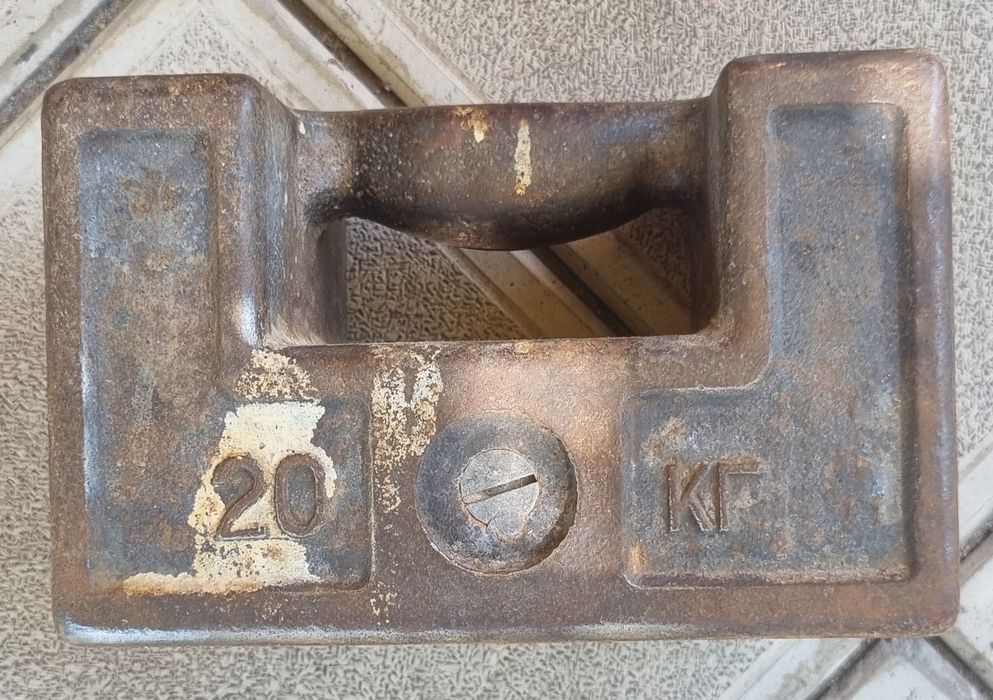 Гири 5и 20 килограмм