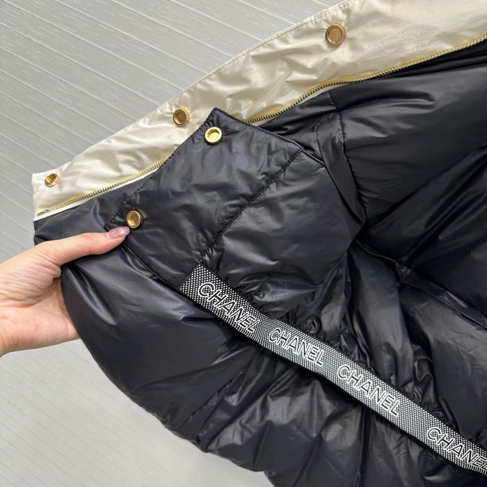 Зимно яке Chanel от колекцията Coco Neige