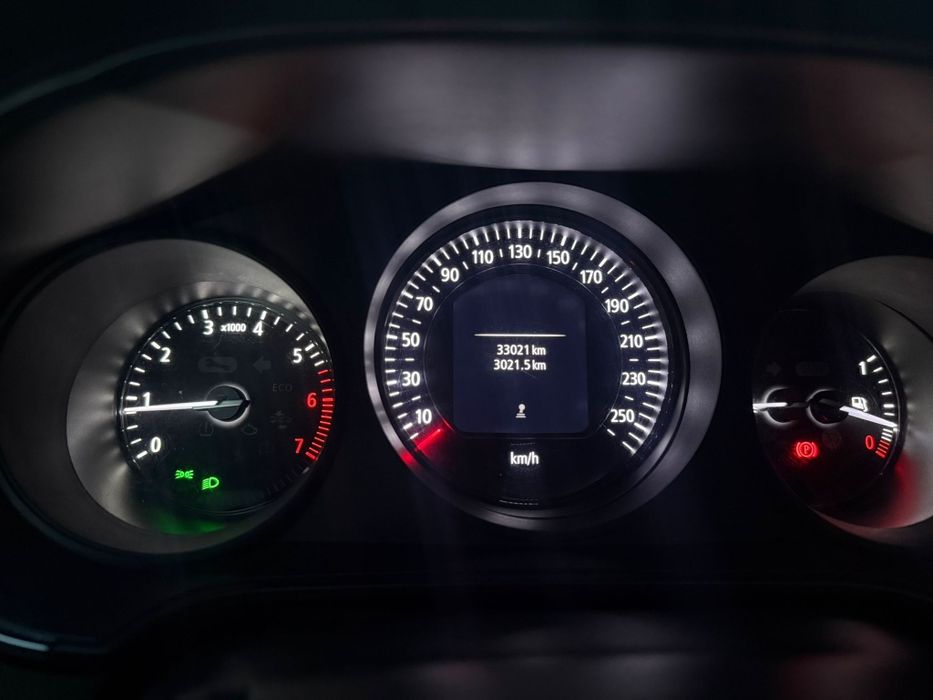 Vând Renault Megane 2019 Primul Proprietar 33000 Km reali 

Dotări 

A