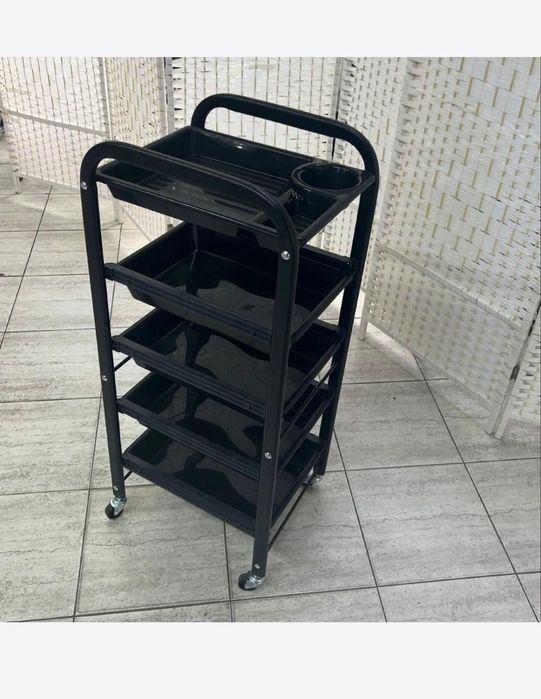 Помощник парикмахера