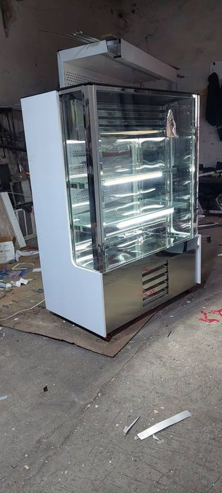 Витрина холодильник