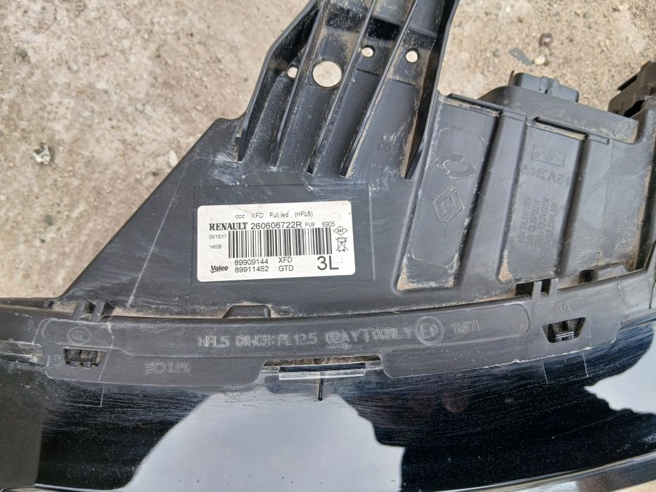 Ляв Фар Renault Talisman LED