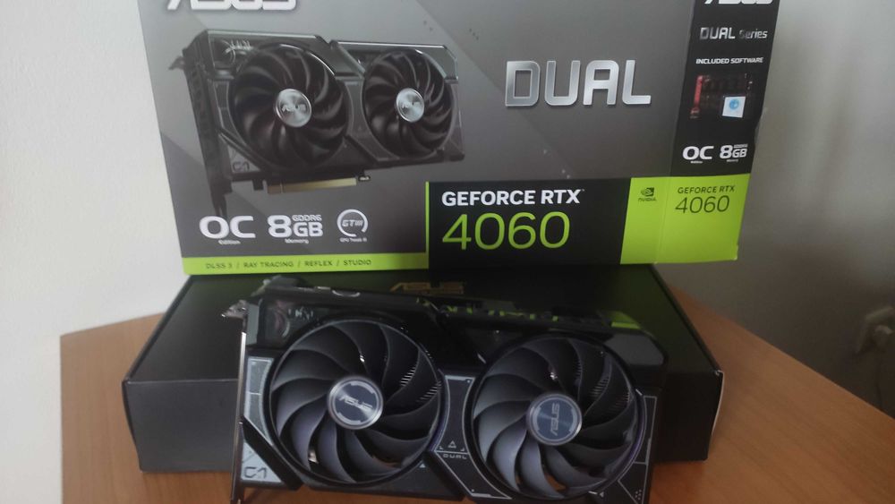 Placa video Asus DUAL OC RTX 4060 in stare perfecta