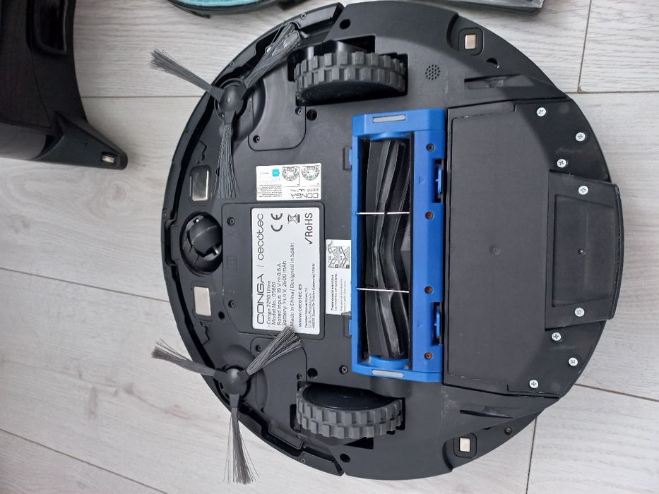 Aspirator  Cecotec CONGA la mâna a doua