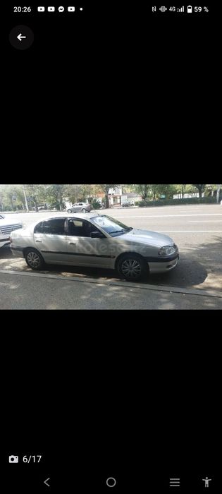 Автомобиль Toyota