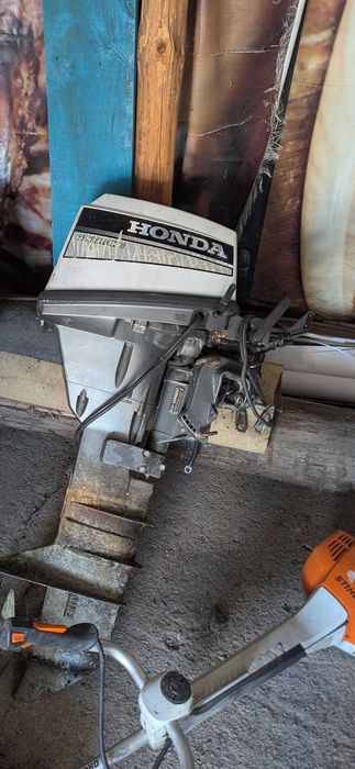 Извънбордов двигател Honda 9.9hp