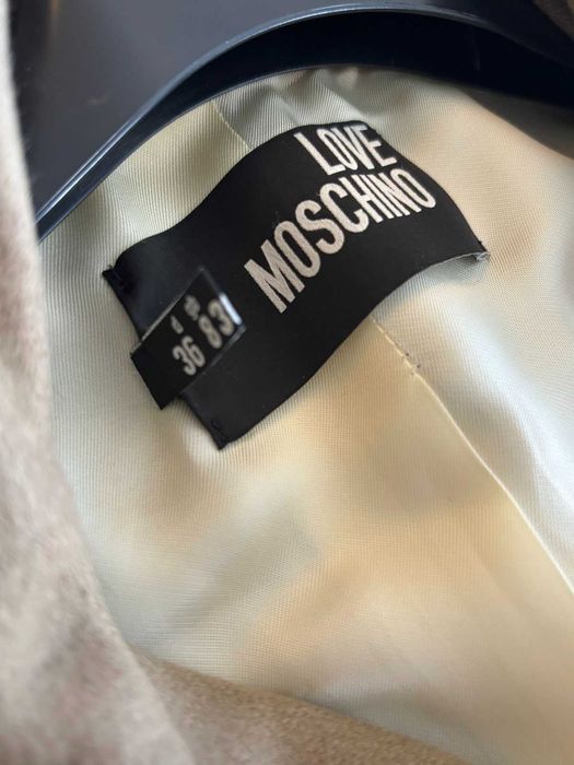 Зимно палто Love Moshino EU36