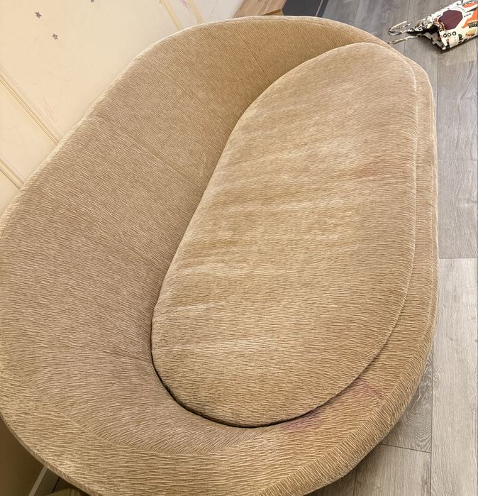 Продам диван 120х230