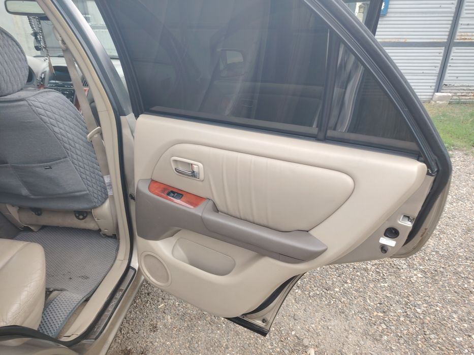 Продам Лексус рх 300