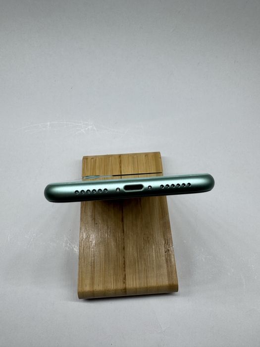 Apple iPhone 11 64Gb Green Neverlocked