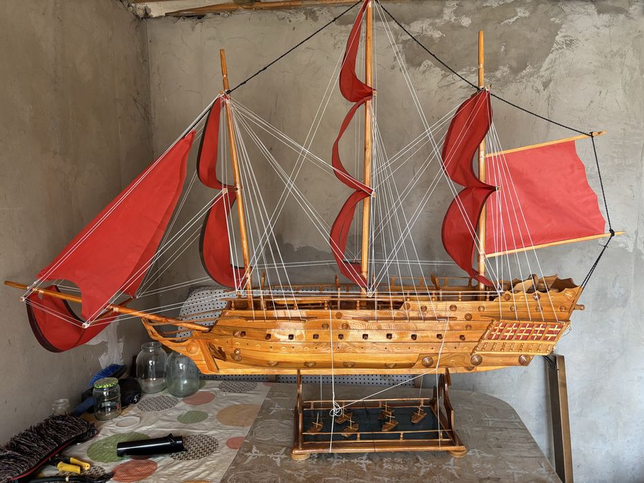 Корабль,колекционый