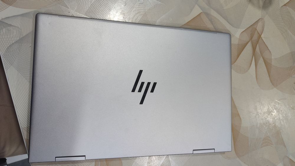 HP envy x360 512GB
