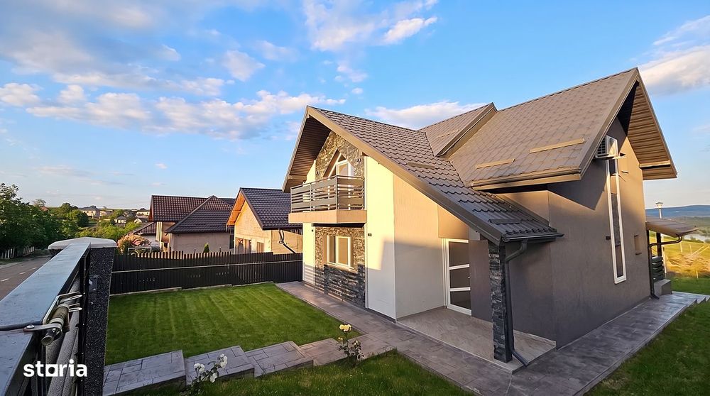 Casă noua 2025 P+M, 5 camere, clasa energetica A, vedere lac, 500mp