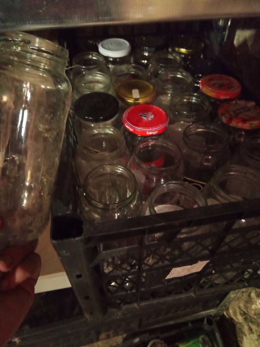 Буркани всякакви размери