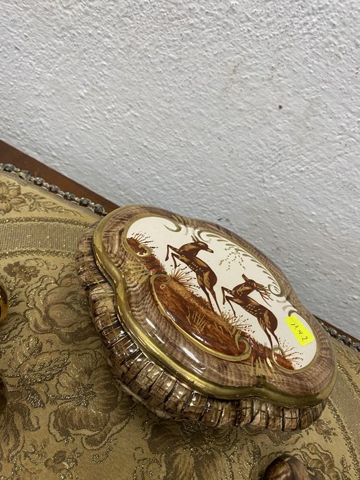 Белгийски порцеланов сет два свещника и кутия