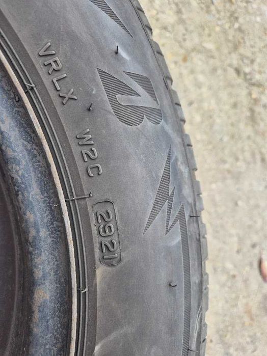 Джанти за Kia/Hyundai 15 с зимни гуми Bridgestone 185/65/15 ДОТ2921