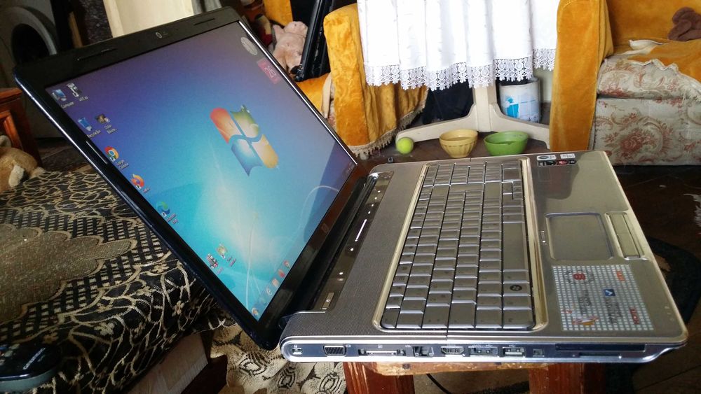 Vanzari laptop,repar sau  instalez profesional orice Windows,ieftin