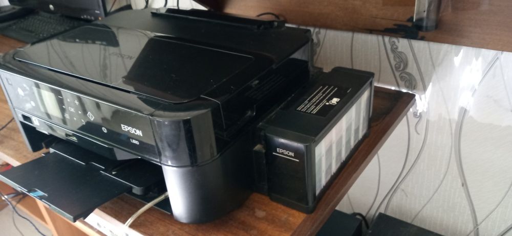 Продам принтер EPSON