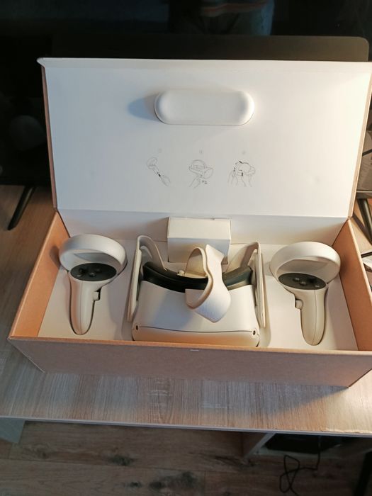 Vând Ochelari VR Meta Quest 2 128GB - Impecabili, Complet în Cutie!