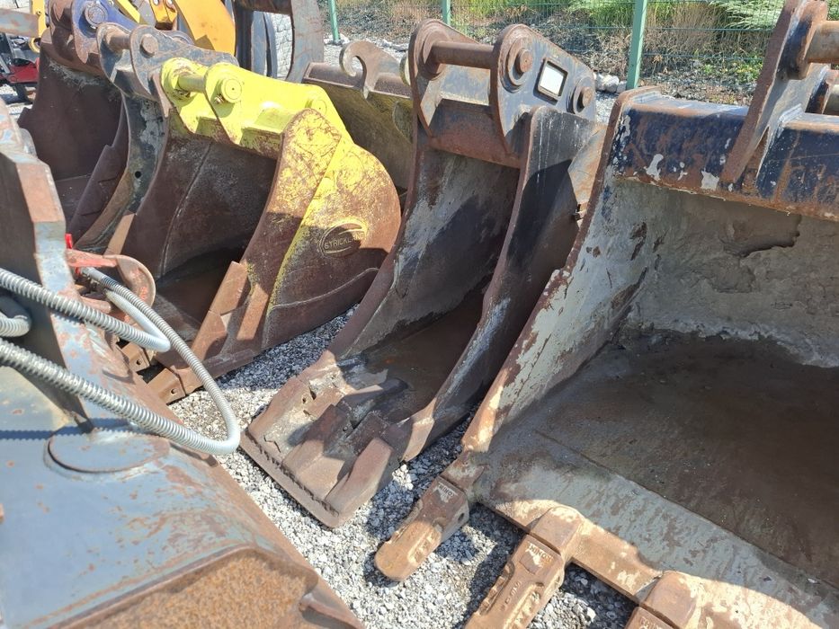 Cupă excavator 12/18 tone
