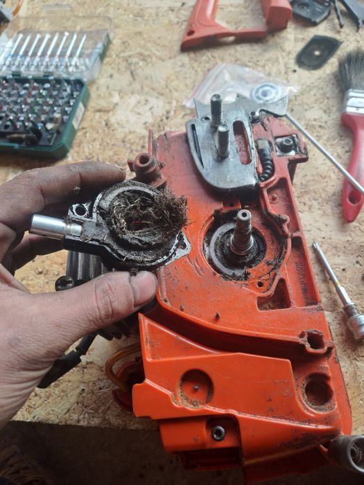 Reparații drujbe-generatoare