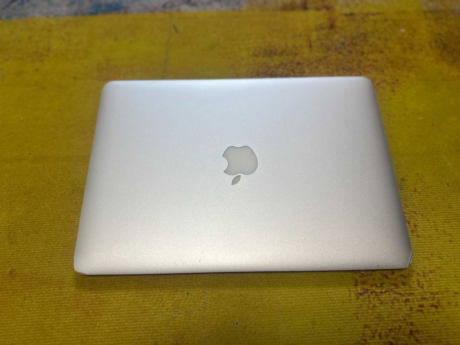 laptop apple macbook air 2014, core i7, sonoma