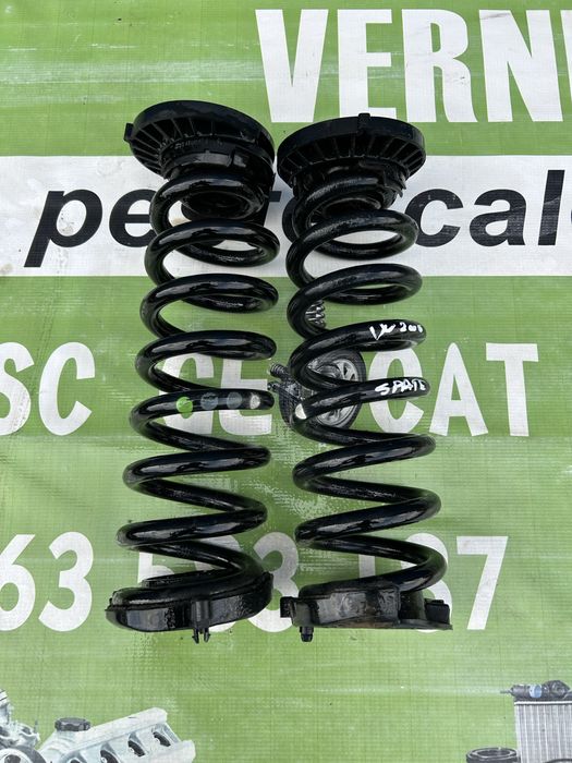 Arcuri spate stânga , dreapta spate  Mercedes C Class W205 2015