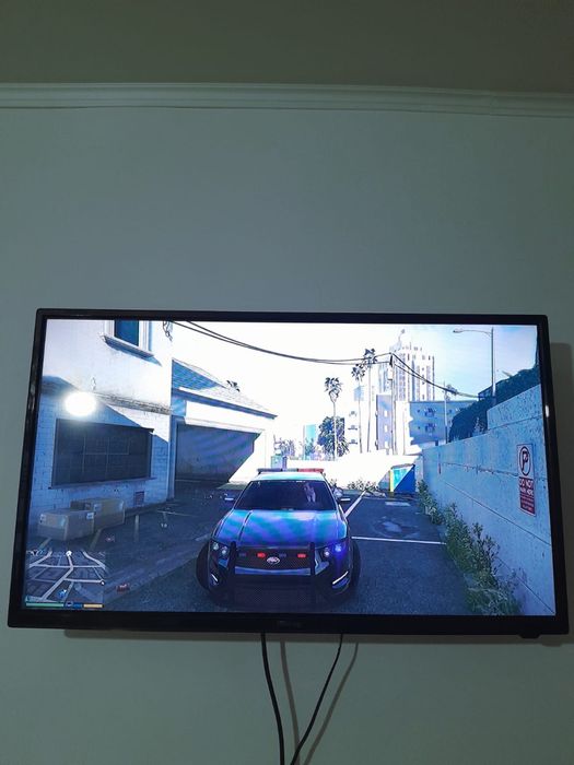 Продам PS 4slim в отличном состояний