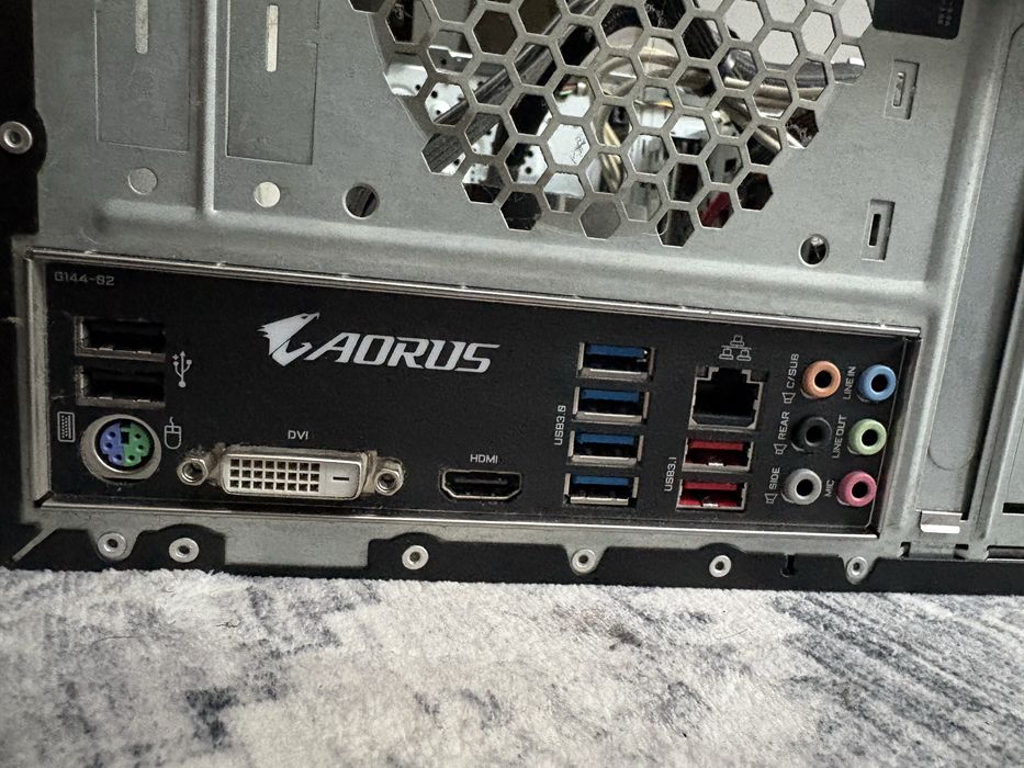 Pc  Ryzen 3 220g