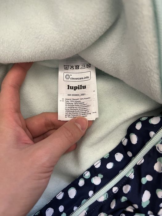 Продаю детский комбинезон зимний