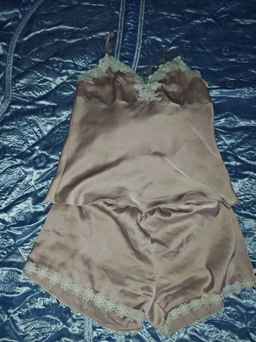 Set pijamale saten roz deschis