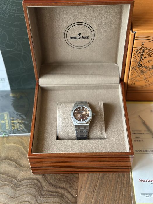 Audemars Piguet Royal Oak 33 mm Quartz - дамски модел