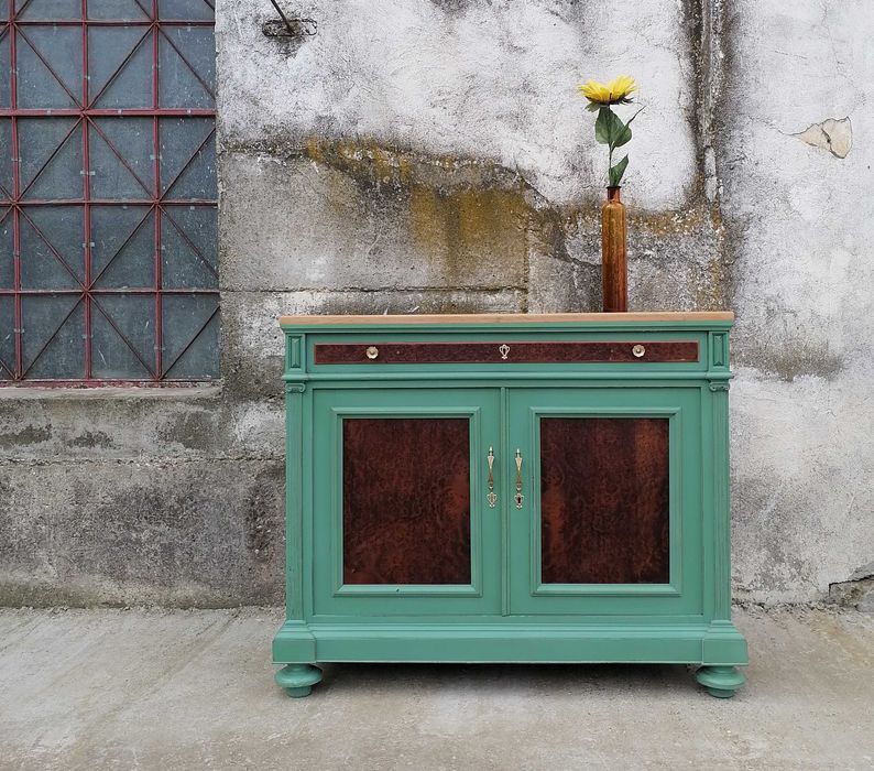 Comoda veche din lemn cu blat din stejar, reconditionata / Servanta