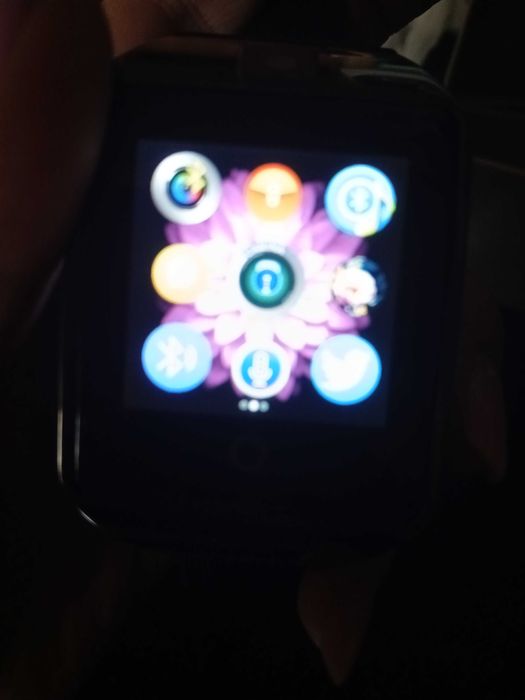 Smartwatch cu SIM card, camera, difuzor, incarcare USB, Nou la cutie