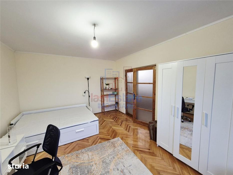 Apartament cu o camera de inchiriat