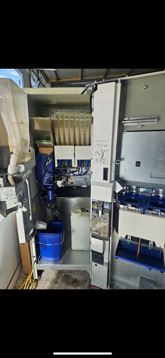 2 машини Necta Astro  и Necta Mirante