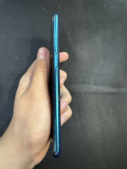 Redmi not 9 s 4/64 gb