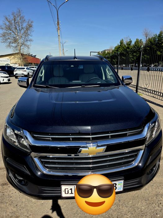 Продаётся шевроле трелблейзер.