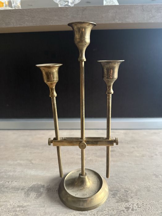 Candelabru ajustabil din alama